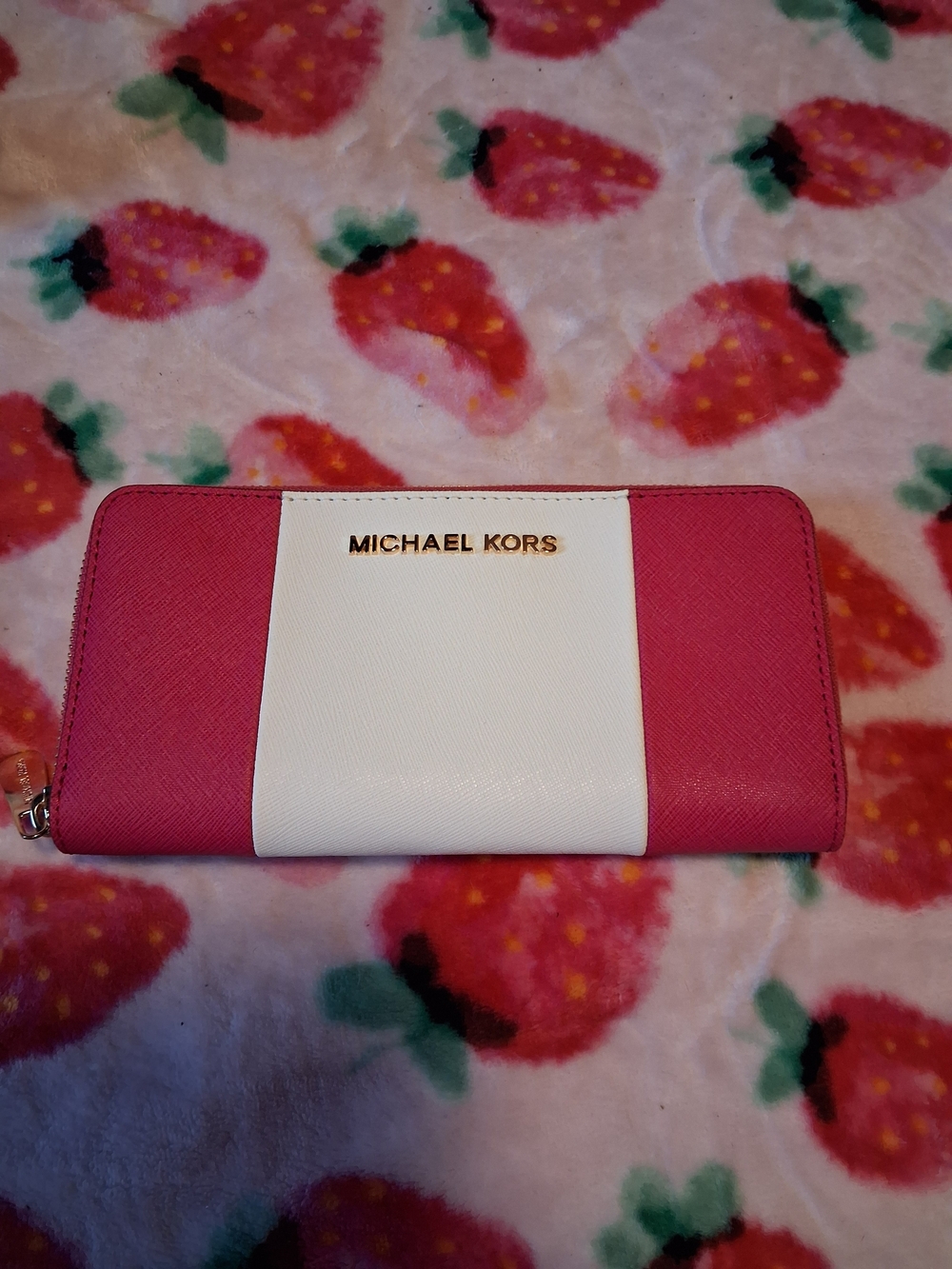 Michael Kors Pink and White Zip-Around Continental Wallet